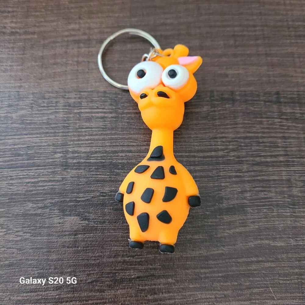 Unbranded Bug-Eyed Giraffe Keychain‎ NEW Unisex School Home Office Keys Auto